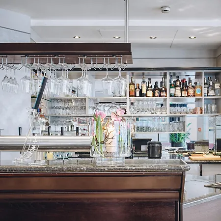 Moosburger Hof Отель Пфаффенхофен-ан-дер-Ильм