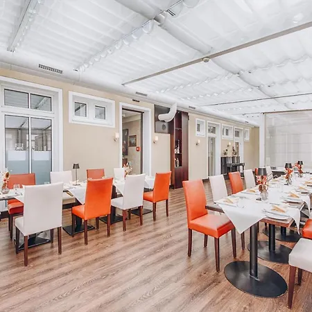Отель Moosburger Hof 4*