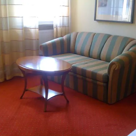 Moosburger Hof Hotell 4*