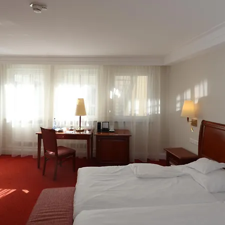 Szálloda Moosburger Hof 4*