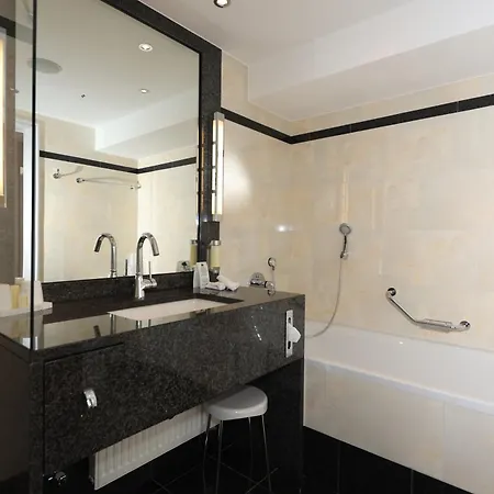 Szálloda Moosburger Hof 4*